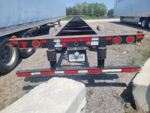 Used 53ft Hyundai Shipping Container Chassis – 2011 - Image 2