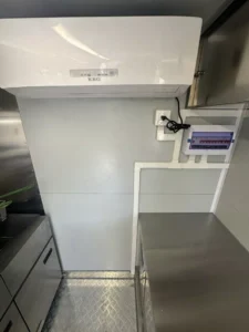 14 FOOT FULLY EQUIPPED FOOD TRAILER READY TO MAKE - Image 13