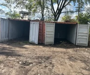 Used 20′ Shipping & Storage Containers - Image 2